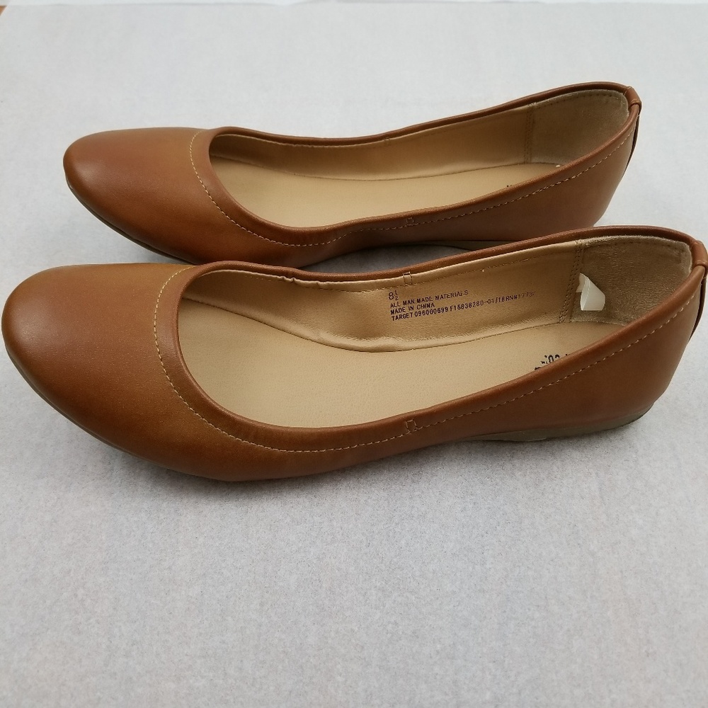 Mossimo light brown ballet style career flats